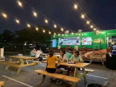 MrCachapa Food Truck in Doral